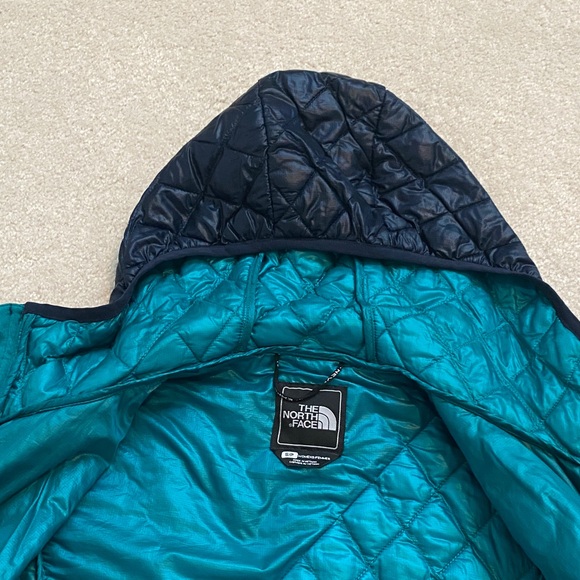 North Face Quilted Hooded Jacket - Navy Blue - Picture 6 of 15